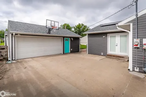 1601 Elder Drive Marshalltown IA 50158