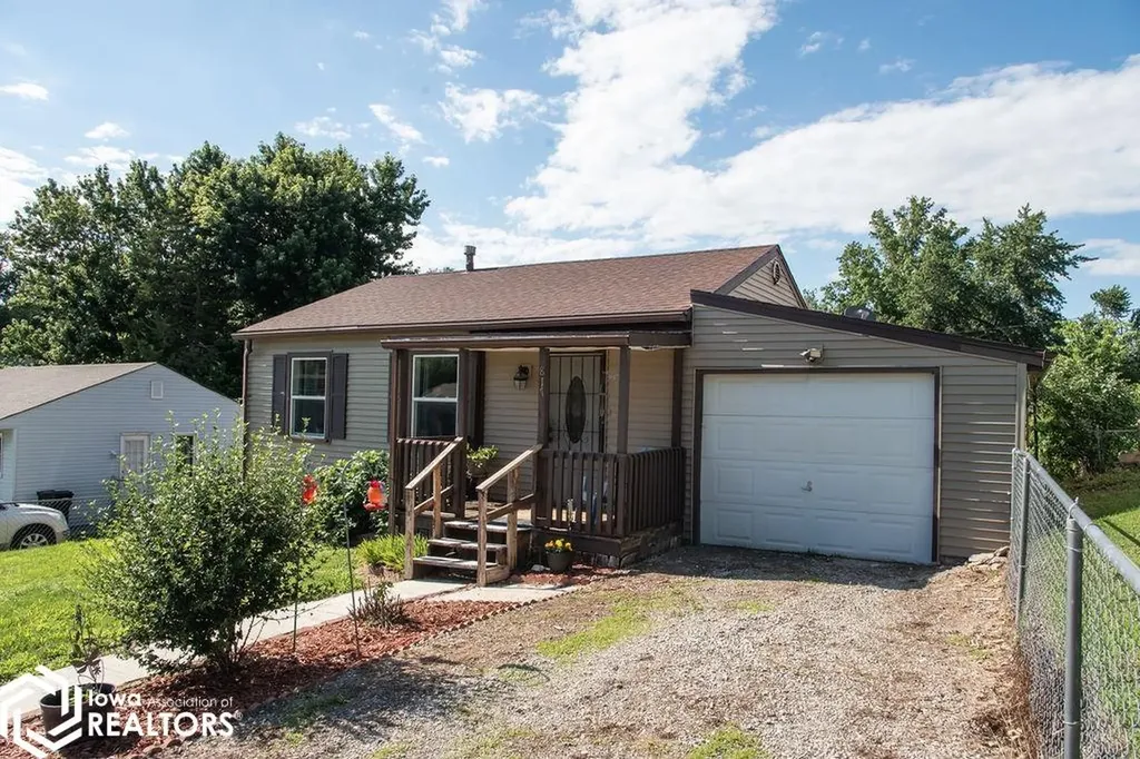 817 Filmore Street Ottumwa IA 52501
