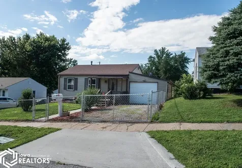 817 Filmore Street Ottumwa IA 52501