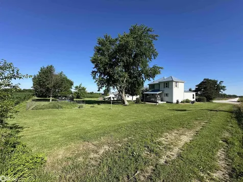 1196 Merrimac Road Wayland IA 52654