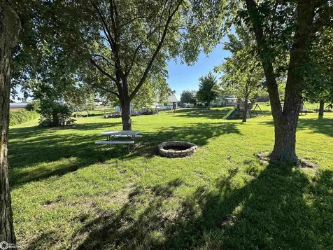 1196 Merrimac Road Wayland IA 52654