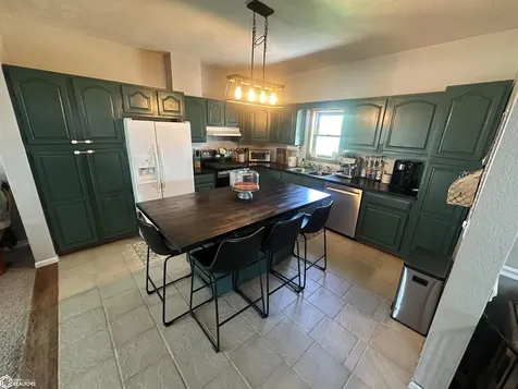 1196 Merrimac Road Wayland IA 52654