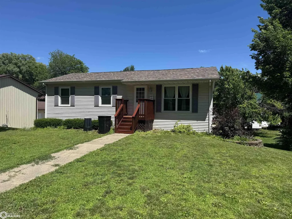 1404 Siegel Street Tama IA 52339