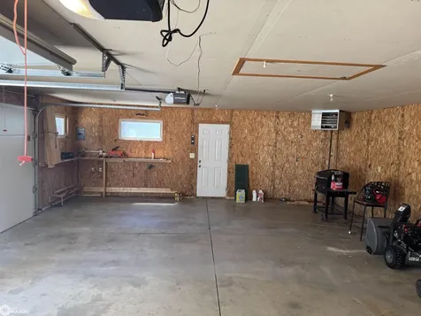 1404 Siegel Street Tama IA 52339