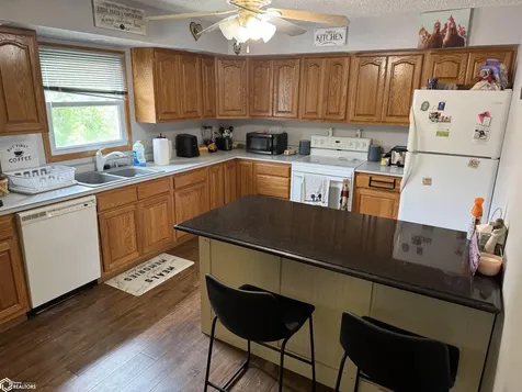 1404 Siegel Street Tama IA 52339