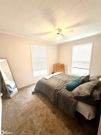 220 12th Street SE Mason City IA 50401