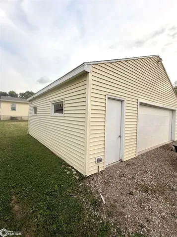 220 12th Street SE Mason City IA 50401