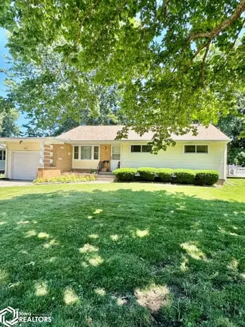 2014 S 4th Street Burlington IA 52601