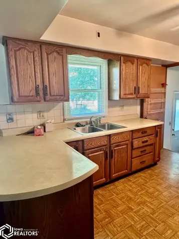 2014 S 4th Street Burlington IA 52601