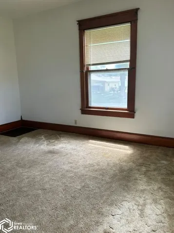 1022 S 8th Street Burlington IA 52601
