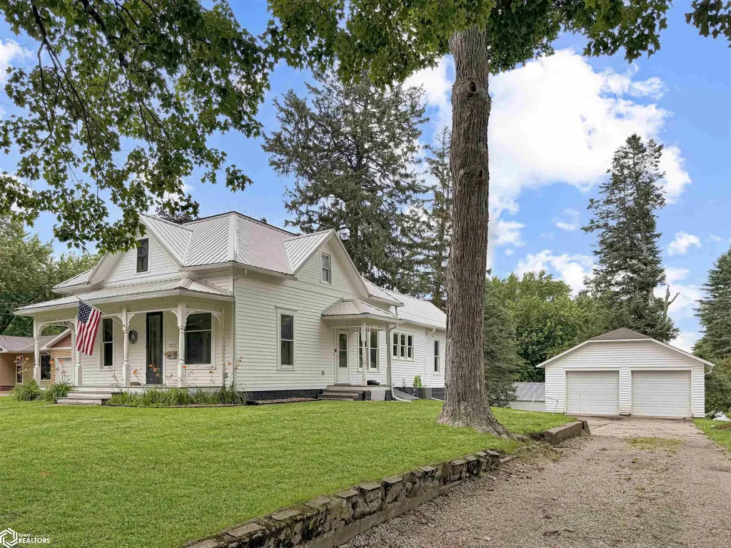 206 Vista Street Traer IA 50675