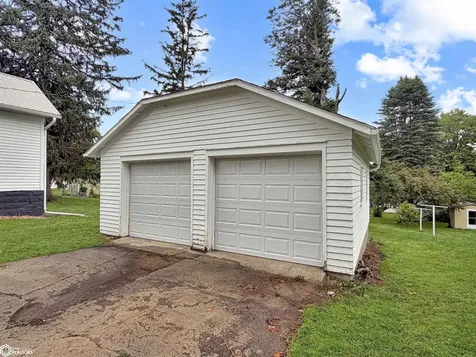 206 Vista Street Traer IA 50675