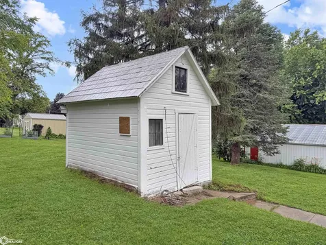 206 Vista Street Traer IA 50675