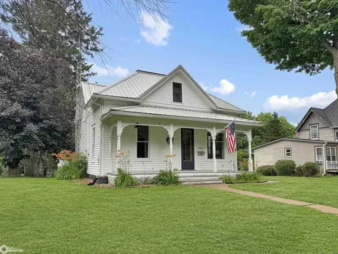 206 Vista Street Traer IA 50675
