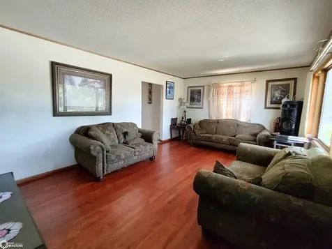 1806 S 6th Street Marshalltown IA 50158
