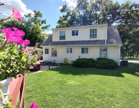 1806 S 6th Street Marshalltown IA 50158