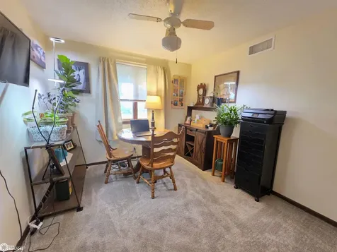 728 S Harrison Avenue Mason City IA 50401