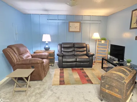 728 S Harrison Avenue Mason City IA 50401