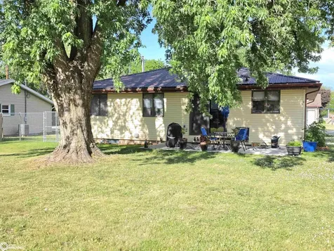 728 S Harrison Avenue Mason City IA 50401