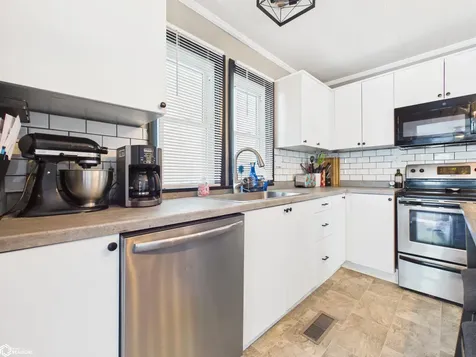 2470 Garfield Avenue Keokuk IA 52632