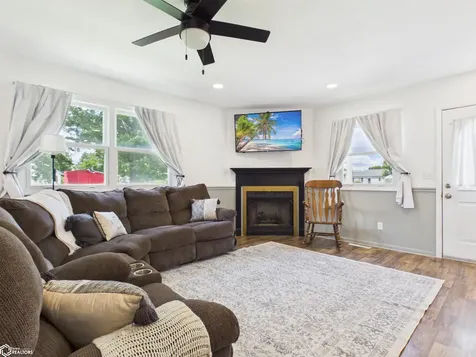 2470 Garfield Avenue Keokuk IA 52632