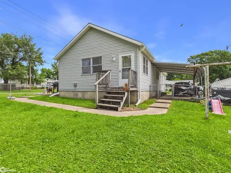 2470 Garfield Avenue Keokuk IA 52632