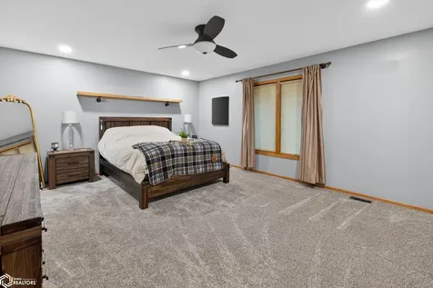 101 S 29th Street Marshalltown IA 50158