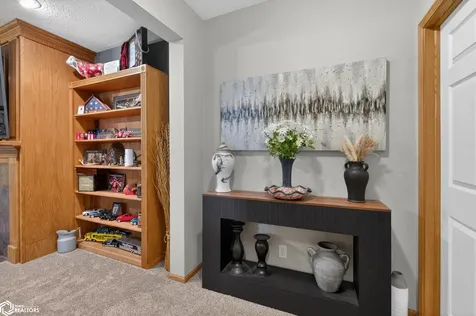 101 S 29th Street Marshalltown IA 50158