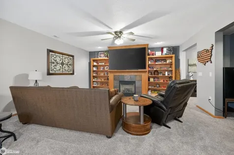 101 S 29th Street Marshalltown IA 50158