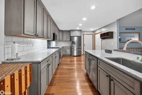 101 S 29th Street Marshalltown IA 50158