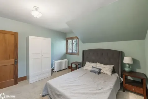 84 Linden Drive Mason City IA 50401