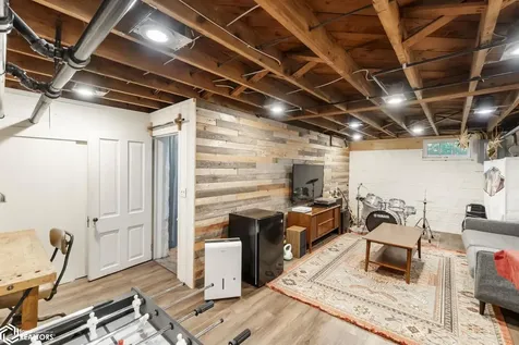 84 Linden Drive Mason City IA 50401