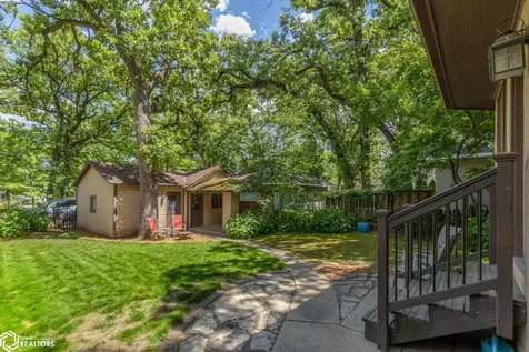 84 Linden Drive Mason City IA 50401