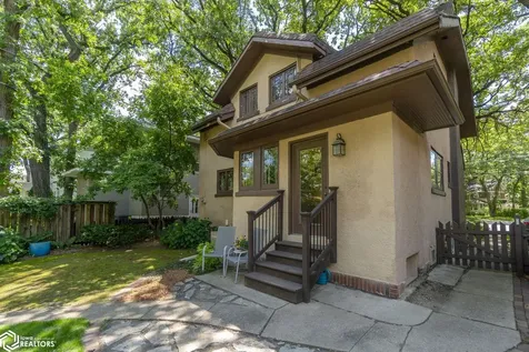 84 Linden Drive Mason City IA 50401