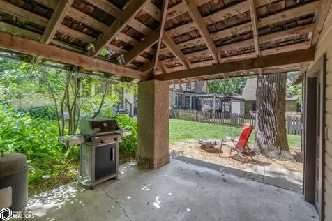 84 Linden Drive Mason City IA 50401