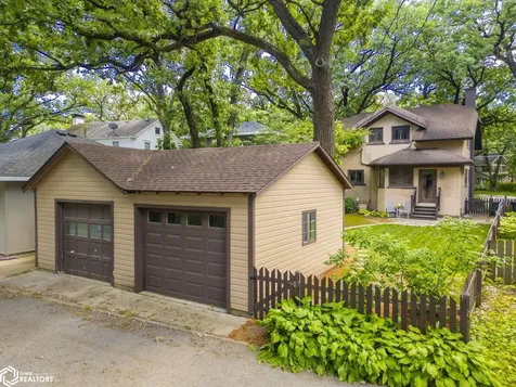 84 Linden Drive Mason City IA 50401