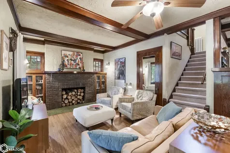 84 Linden Drive Mason City IA 50401