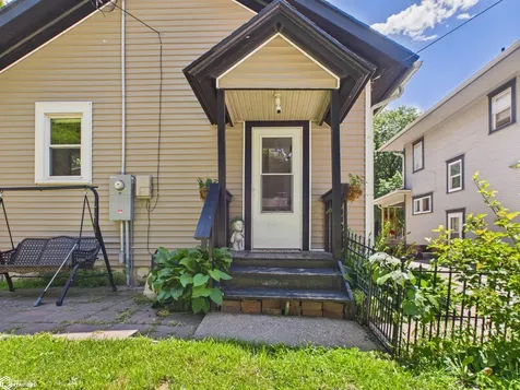 805 A Avenue Oskaloosa IA 52577