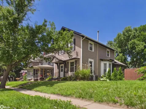 805 A Avenue Oskaloosa IA 52577