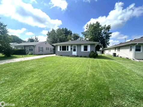 406 Crestview Avenue Ottumwa IA 52501