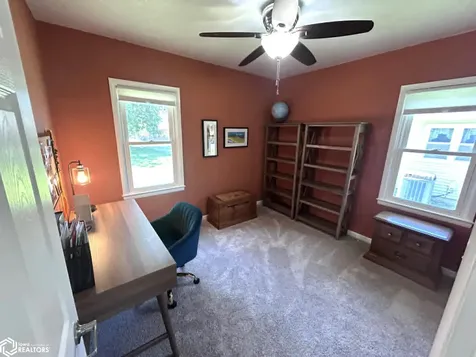 406 Crestview Avenue Ottumwa IA 52501