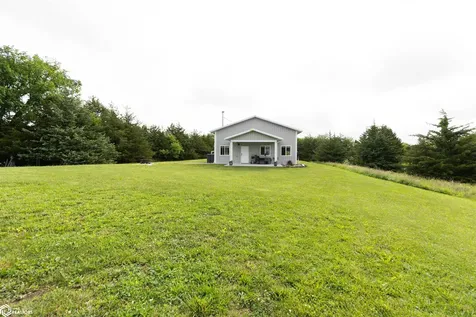 4924 160th Avenue Ottumwa IA 52501
