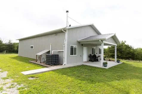 4924 160th Avenue Ottumwa IA 52501