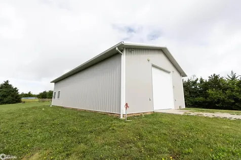4924 160th Avenue Ottumwa IA 52501