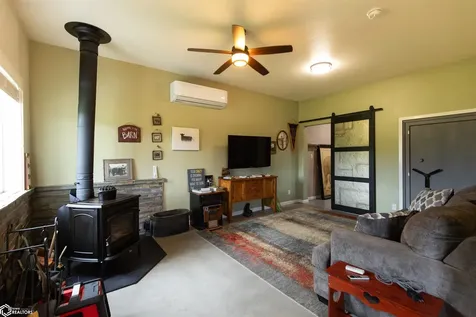 4924 160th Avenue Ottumwa IA 52501