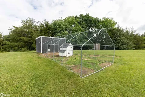 4924 160th Avenue Ottumwa IA 52501