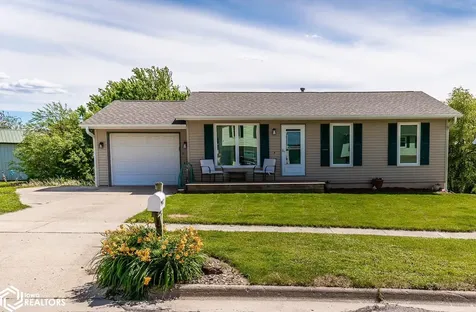 1410 Greenfield Drive Marshalltown IA 50158