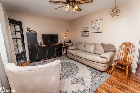 1410 Greenfield Drive Marshalltown IA 50158