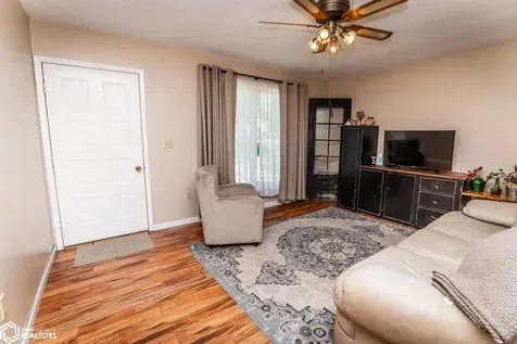 1410 Greenfield Drive Marshalltown IA 50158