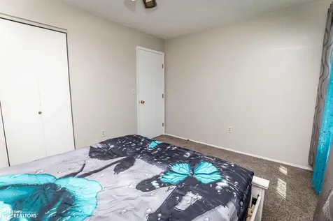 1410 Greenfield Drive Marshalltown IA 50158